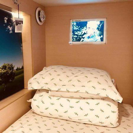 The Olive Tree Capsule Hostel Shenzhen Zewnętrze zdjęcie